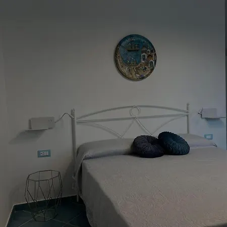 Palazzo Della Guardia 4*